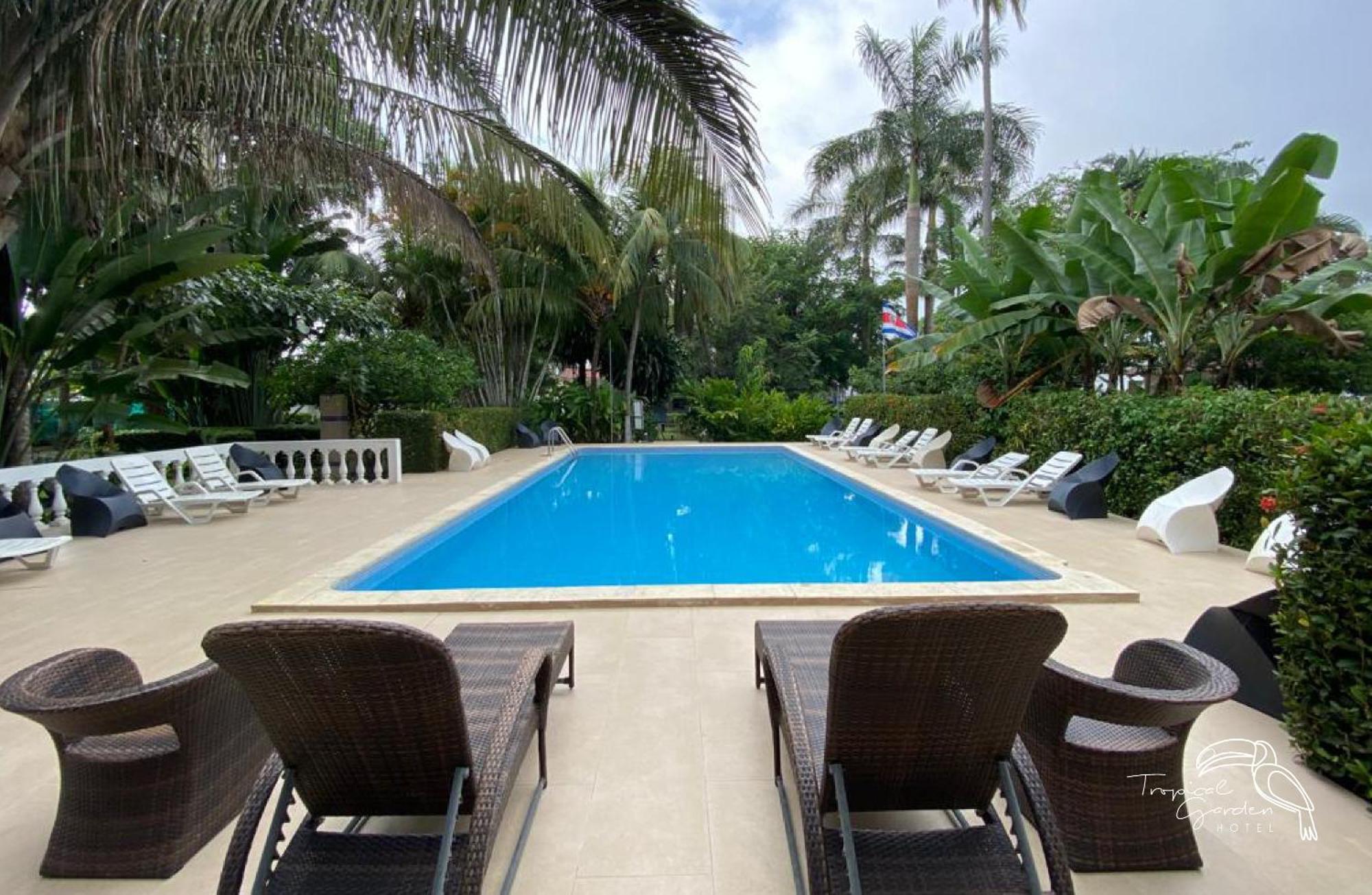 Tropical Garden Hotel Jacó Exterior foto